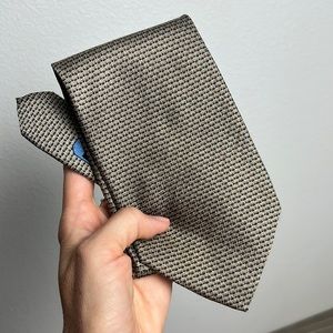 Kenneth Cole Reaction Silk Neck Tie